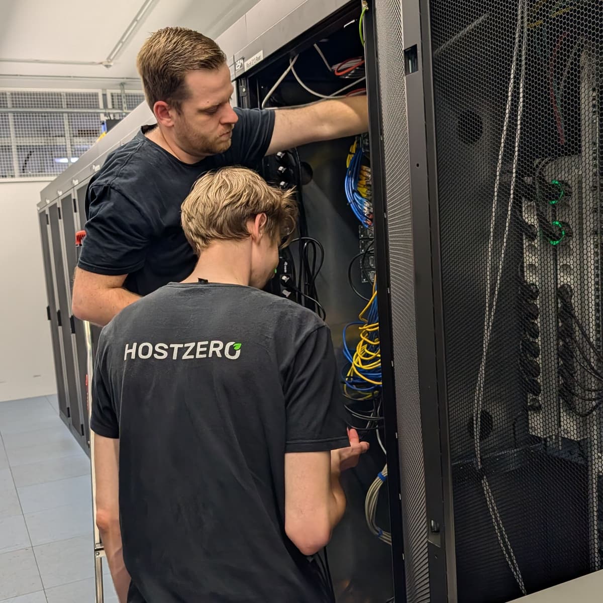 Hostzero engineers operating infrastructure at Frankfurt data center